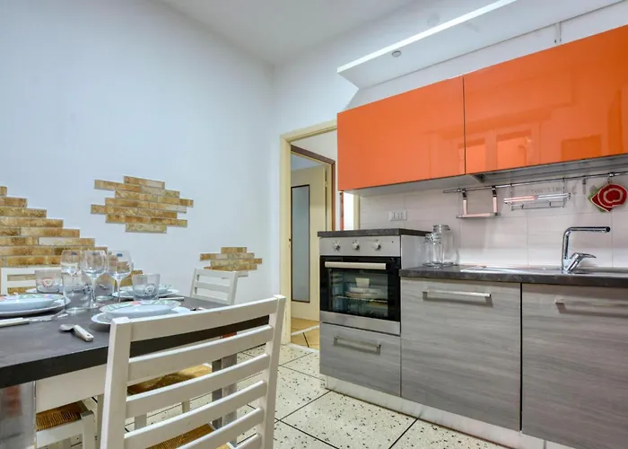 Cozy In With Wifi Lejlighed Chiavari